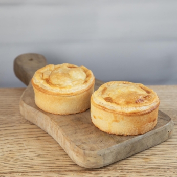 2 Pirie Chicken Curry Pies