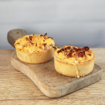 2 Macaroni Cheese & Ham Pie